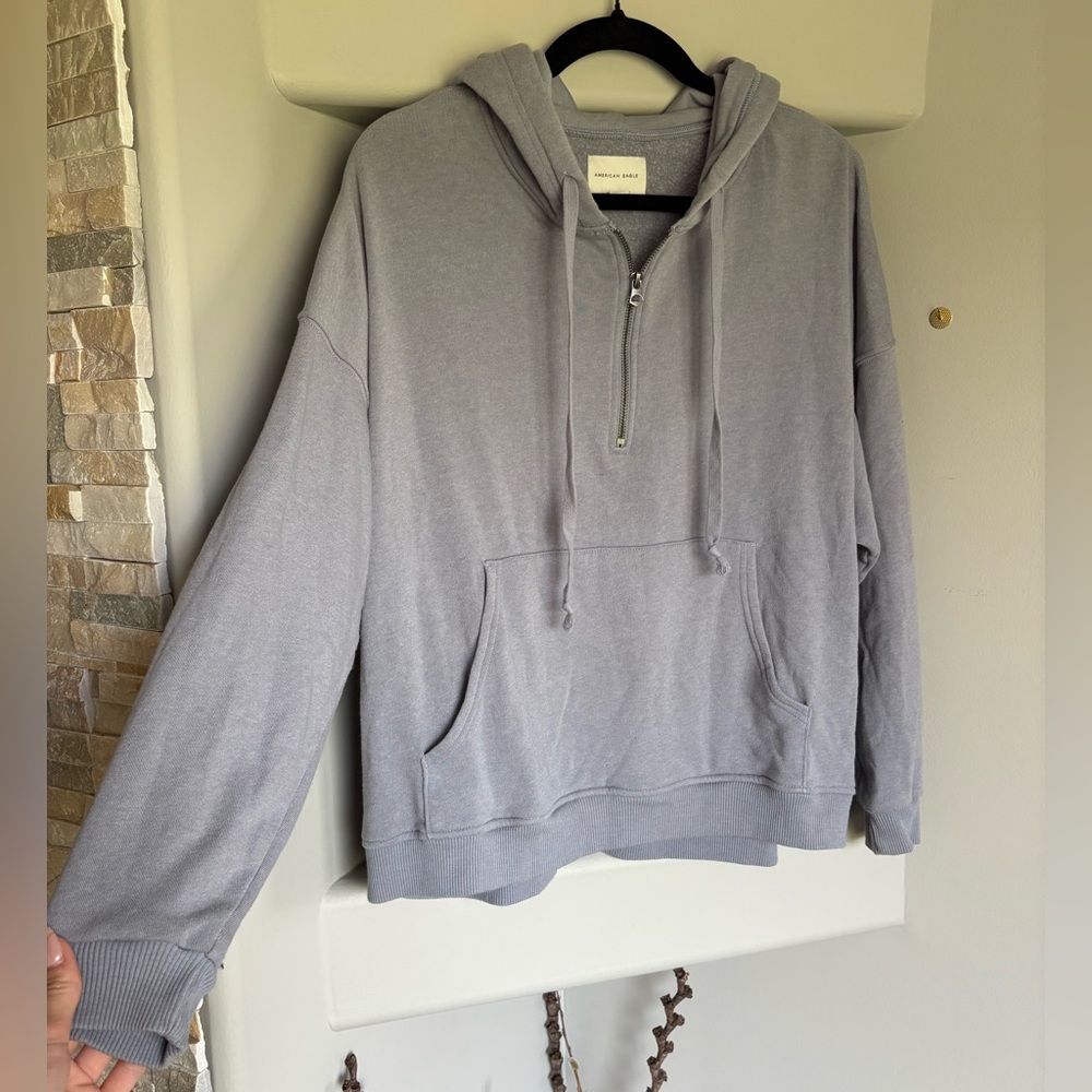 AE quarter zip up sweatshirt